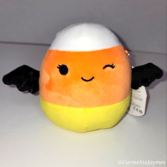 🎃 CASEY 🍬 Candy Corn Bat Halloween 2023 Original Squishmallow by Kelly Toy NWT - Picture 1 of 8